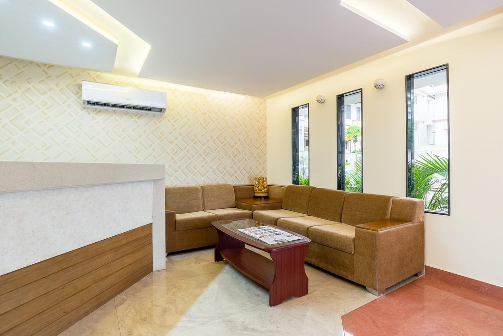 Treebo Pappilon Palace - Pvs Circle Мангалор Экстерьер фото